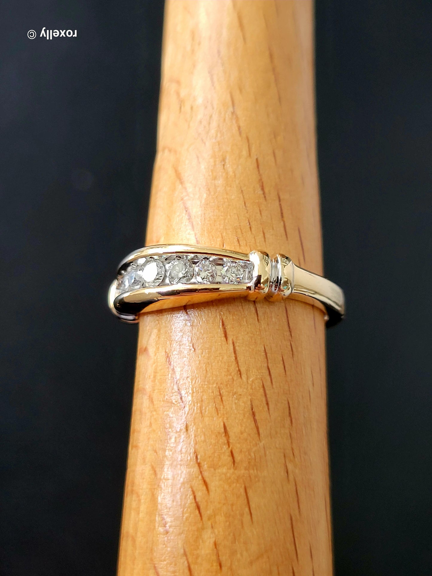 14K Yellow Gold Diamonds Band Ring Size 7 Solid Gold