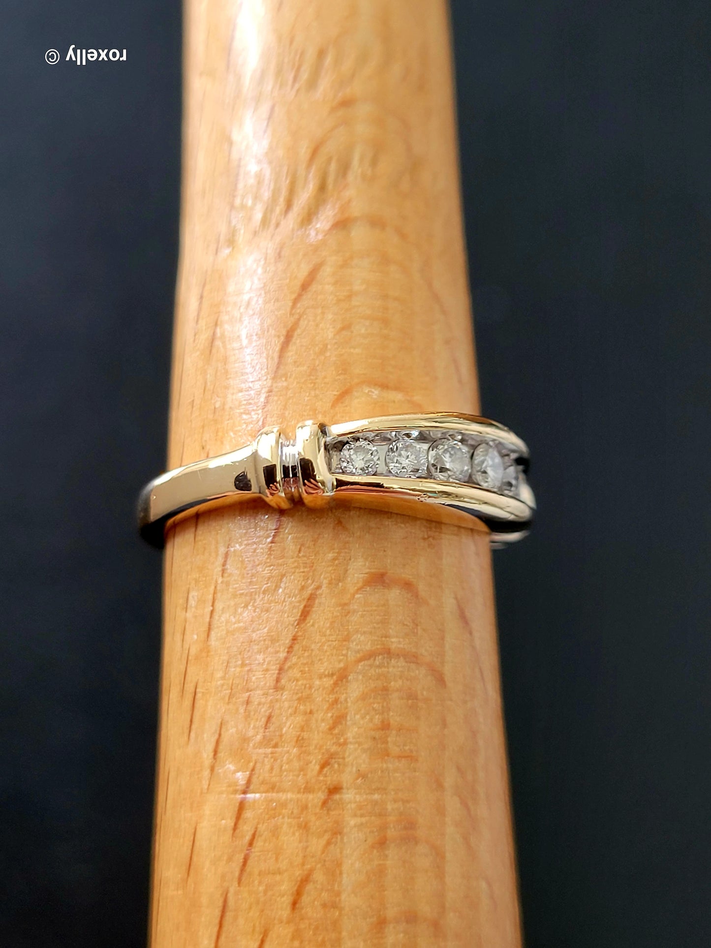 14K Yellow Gold Diamonds Band Ring Size 7 Solid Gold