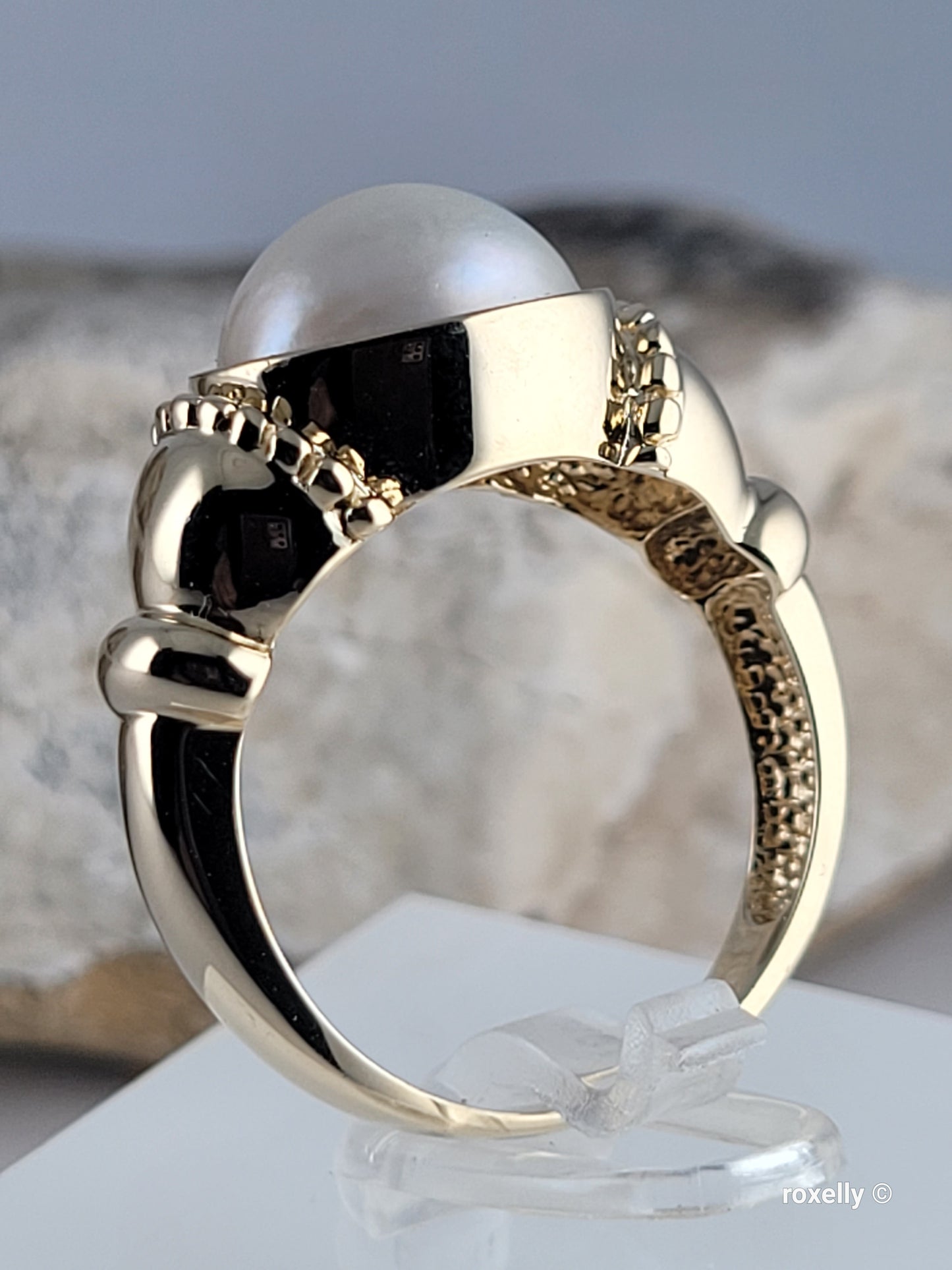 14K Yellow Gold Natural Gray Pearl Gorgeous Ring Size 7 Solid Gold