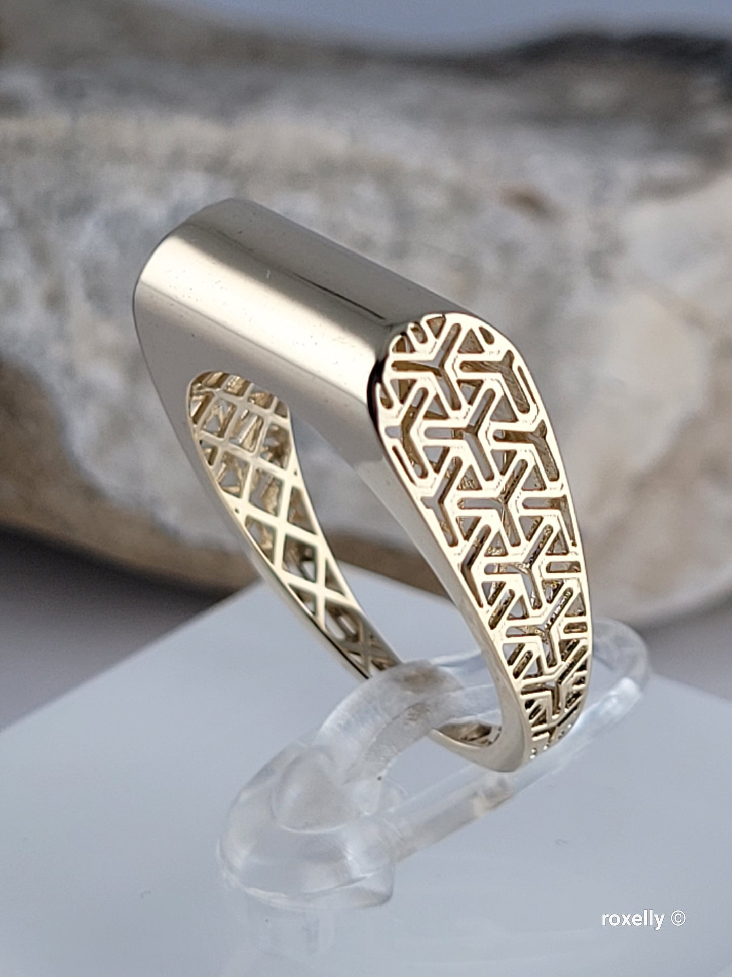 10K Yellow Gold Filigree & Bar Design Ring Size 8 Solid Gold