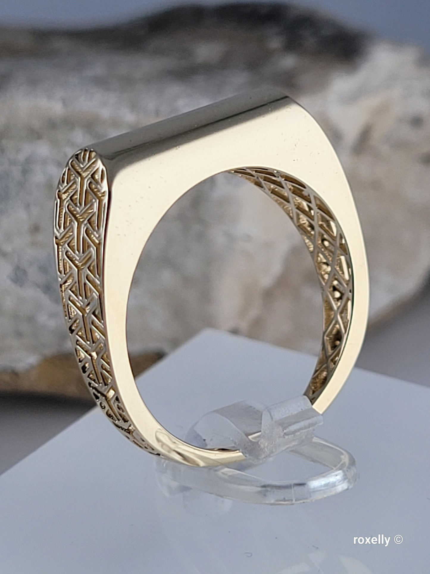 10K Yellow Gold Filigree & Bar Design Ring Size 8 Solid Gold