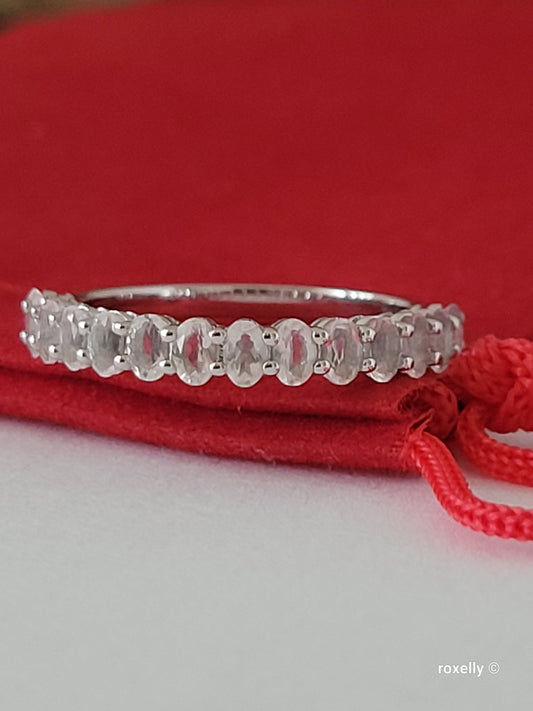 14K White Gold Moonstone Band Ring Size 5.5 Solid Gold