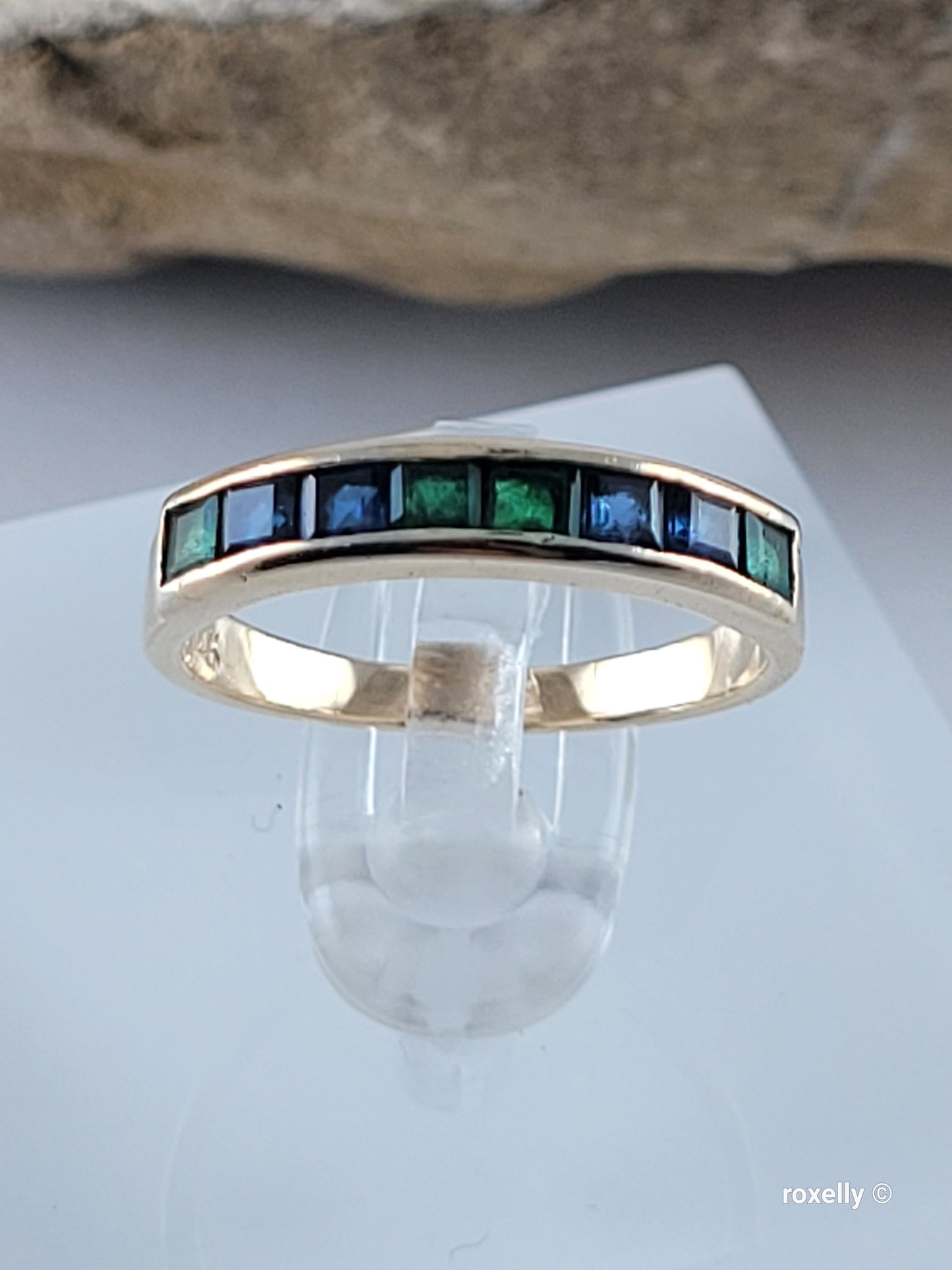 Vintage 14K Yellow Gold Green and Blue Topaz Band Ring Size 5 Solid Gold