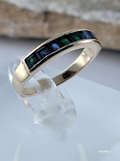 Vintage 14K Yellow Gold Green and Blue Topaz Band Ring Size 5 Solid Gold