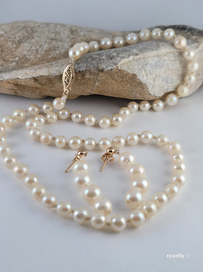 Vintage Freshwater Pearl Necklace & Earrings Set – 14K Yellow Gold Clasp, Posts & Backs
