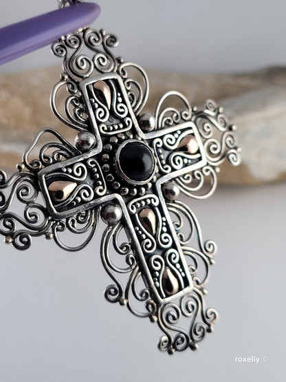 Vintage 925 Sterling Silver and 18K Yellow Gold Black Onyx Filigree Cross Pendant