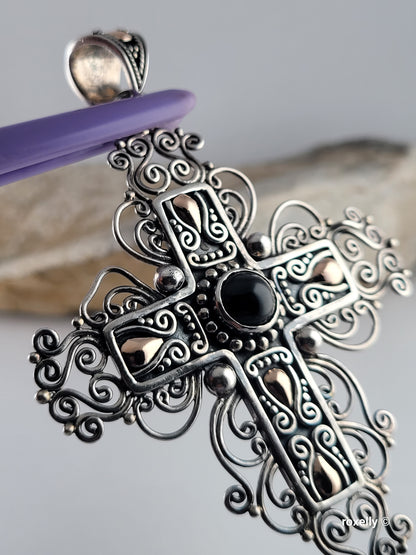 Vintage 925 Sterling Silver and 18K Yellow Gold Black Onyx Filigree Cross Pendant