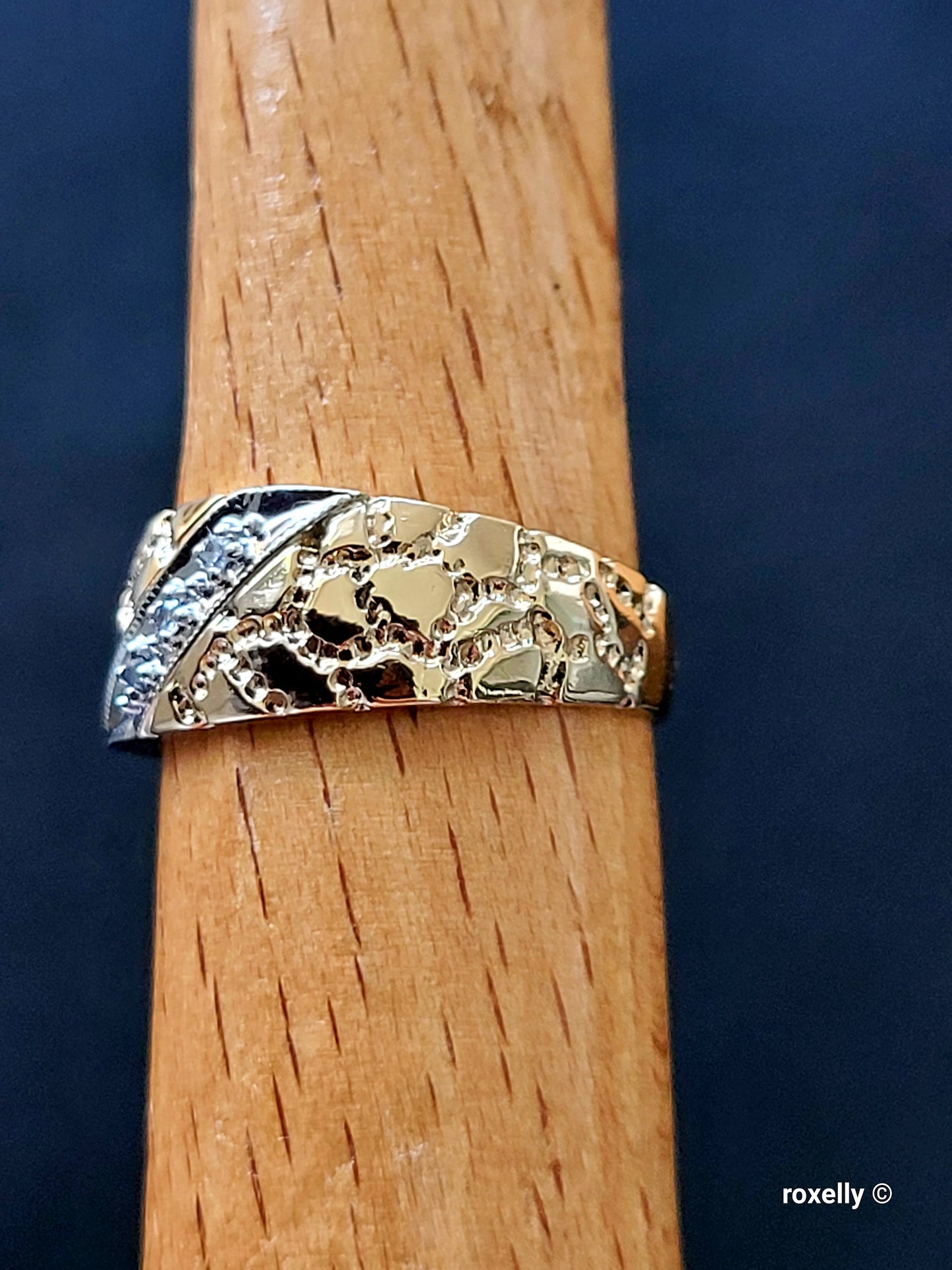 10K Two-Tone Gold  Diamond Band Ring Size 6.5, Solid Gold
