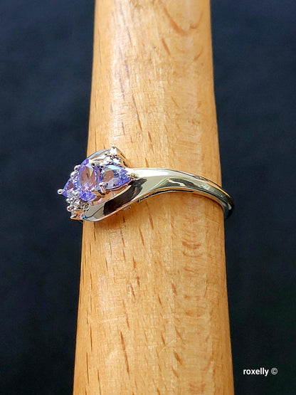 10K White Gold Tanzanite and Genuine Diamonds Ring Size 7, Solid Gold
