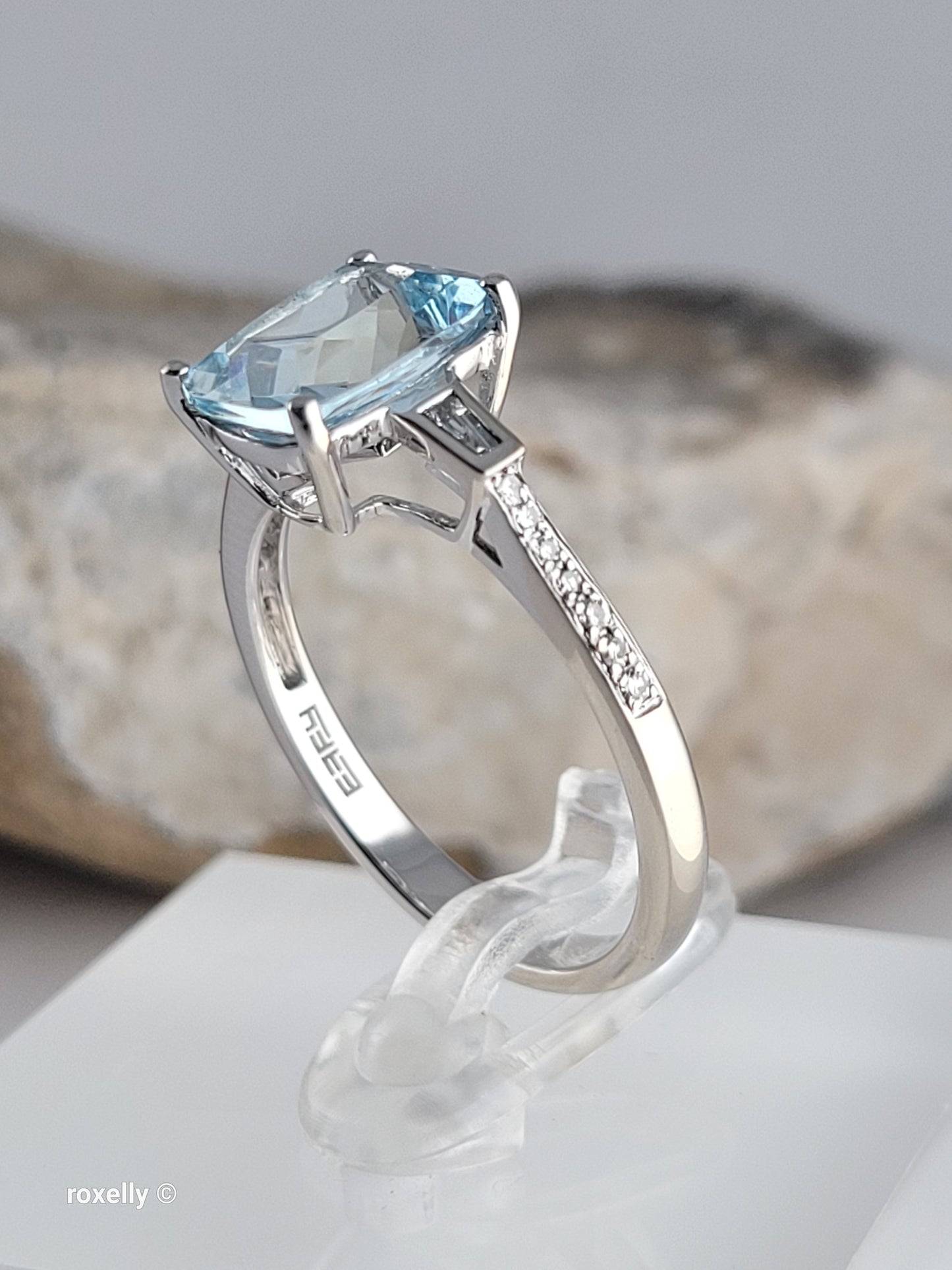 $5,000 - EFFY 14K White Gold Genuine Aquamarine & Diamond Ring Size 8.75