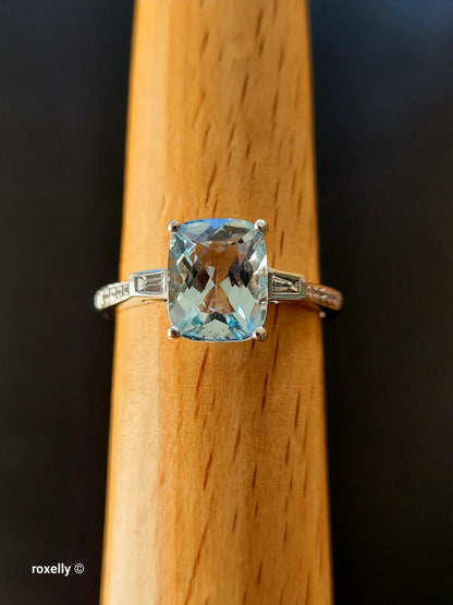 $5,000 - EFFY 14K White Gold Genuine Aquamarine & Diamond Ring Size 8.75