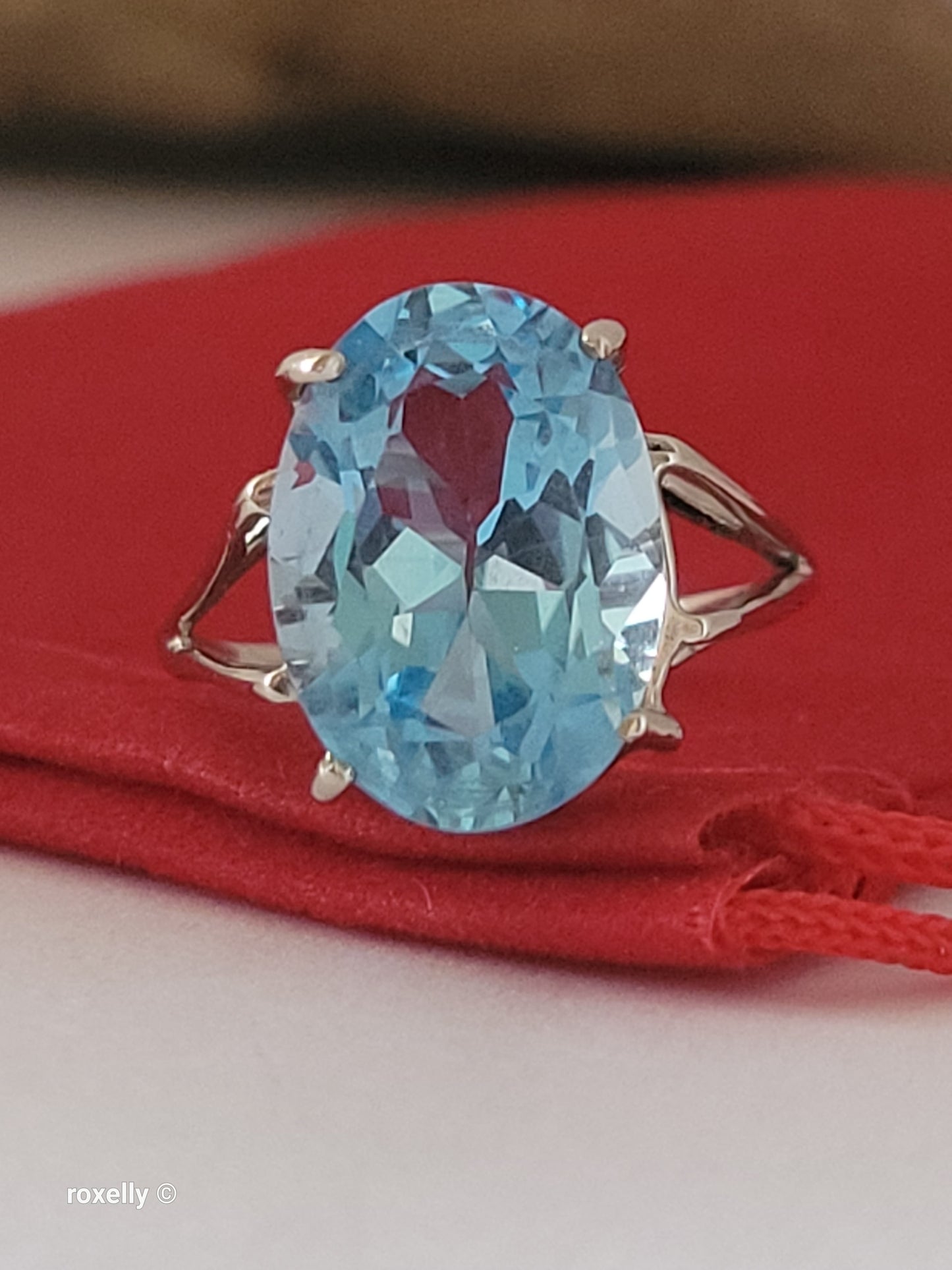 10K White Gold Blue Topaz Cocktail Ring Size 5.5, Solid Gold