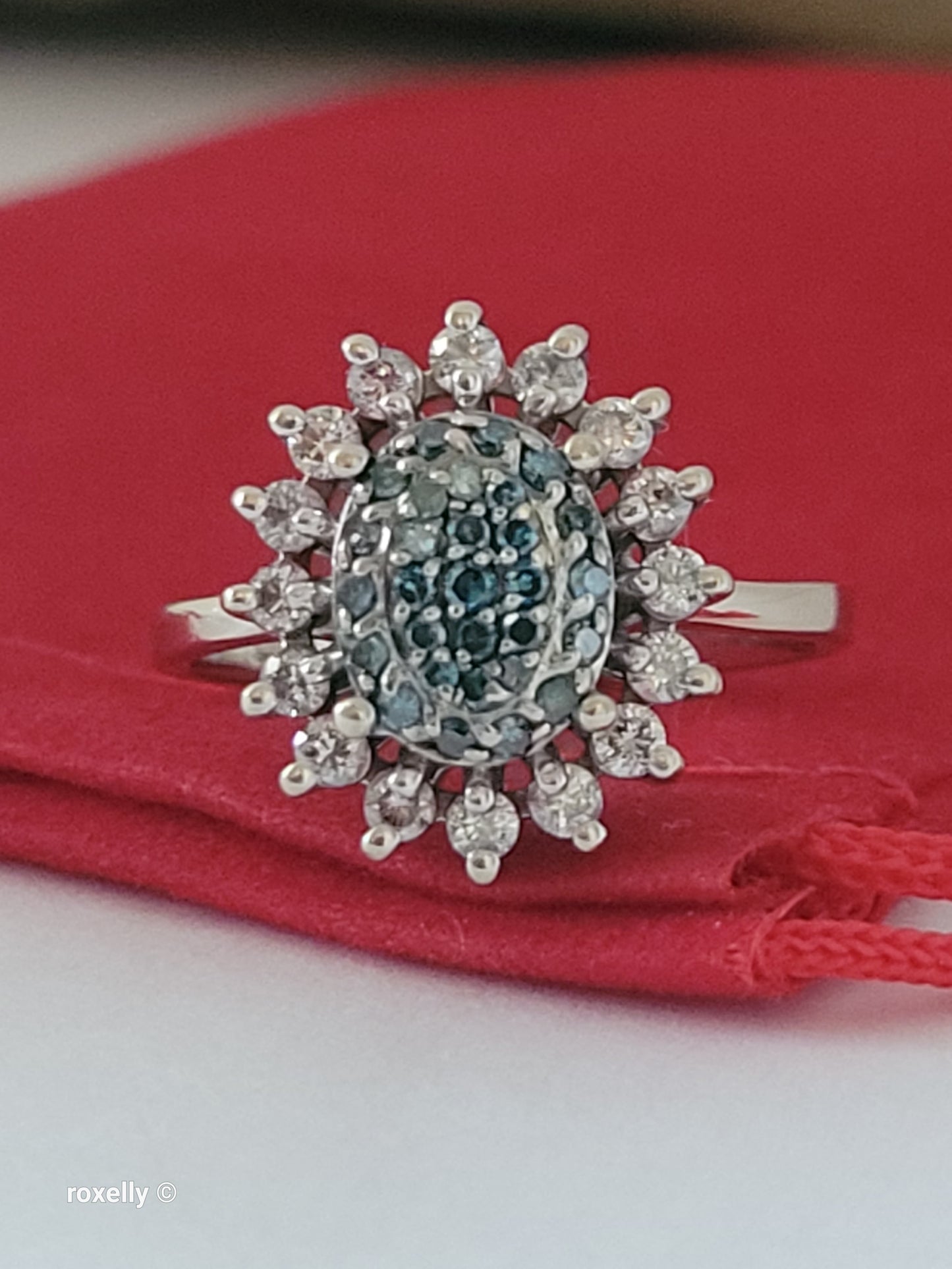 Vintage EFFY 14K White Gold Blue & White Natural Diamond Cluster Ring Size 7