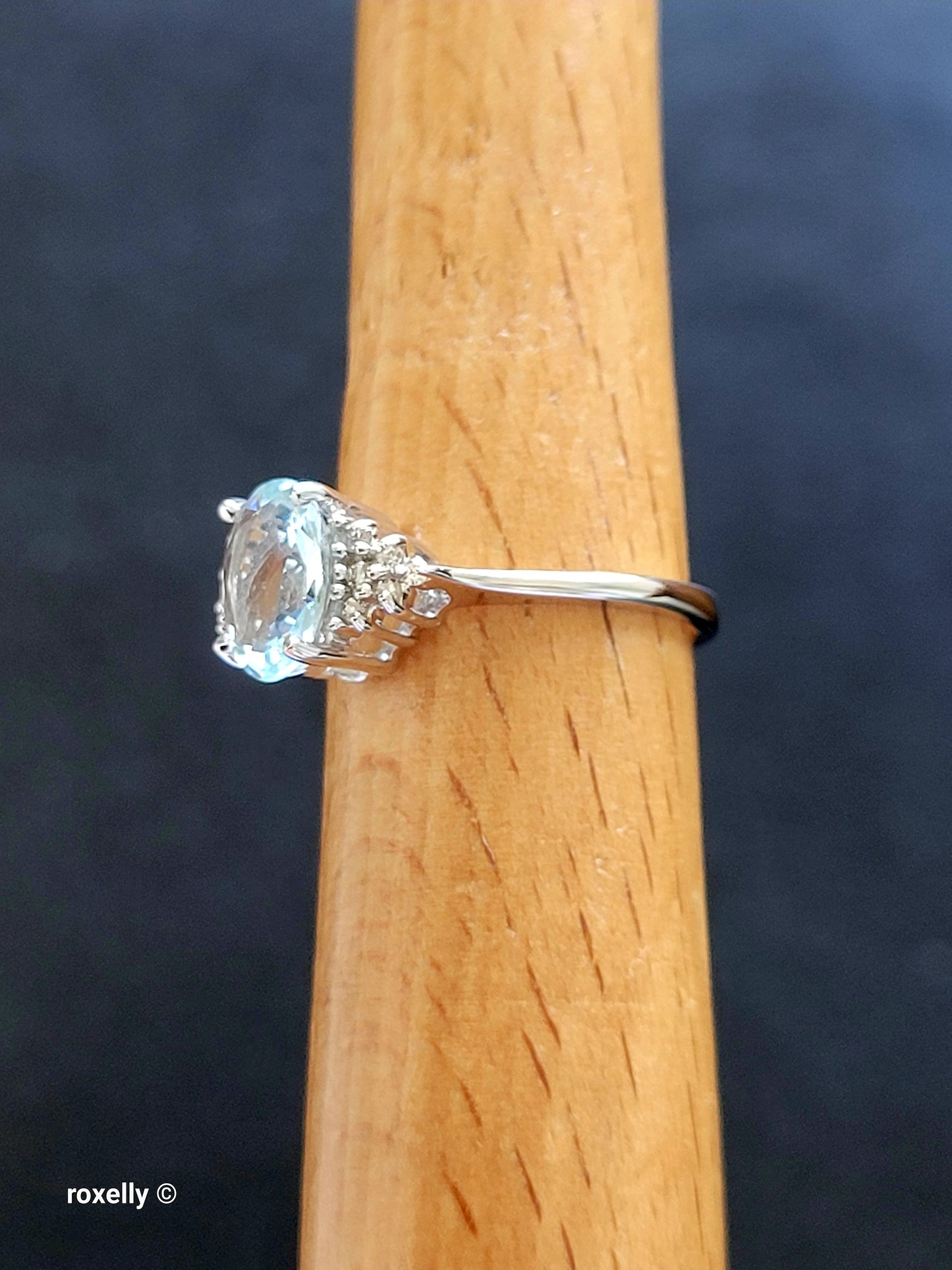 10K White Gold Aquamarine and Diamonds Ring Size 6.75, Solid Gold