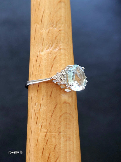 10K White Gold Aquamarine and Diamonds Ring Size 6.75, Solid Gold