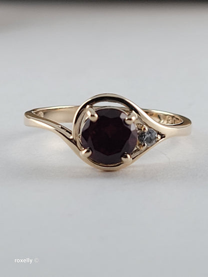 10K Yellow Gold Garnet and Diamond Ring Size 6.5, Solid Gold
