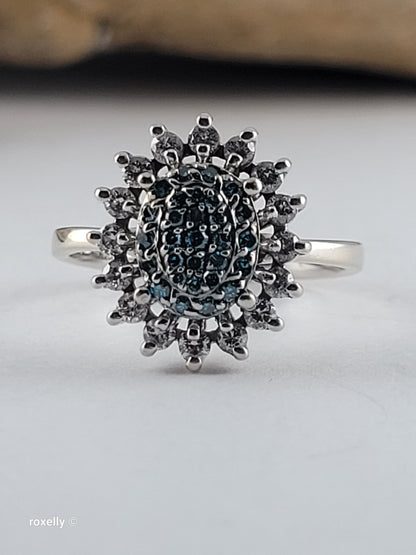 Vintage EFFY 14K White Gold Blue & White Natural Diamond Cluster Ring Size 7