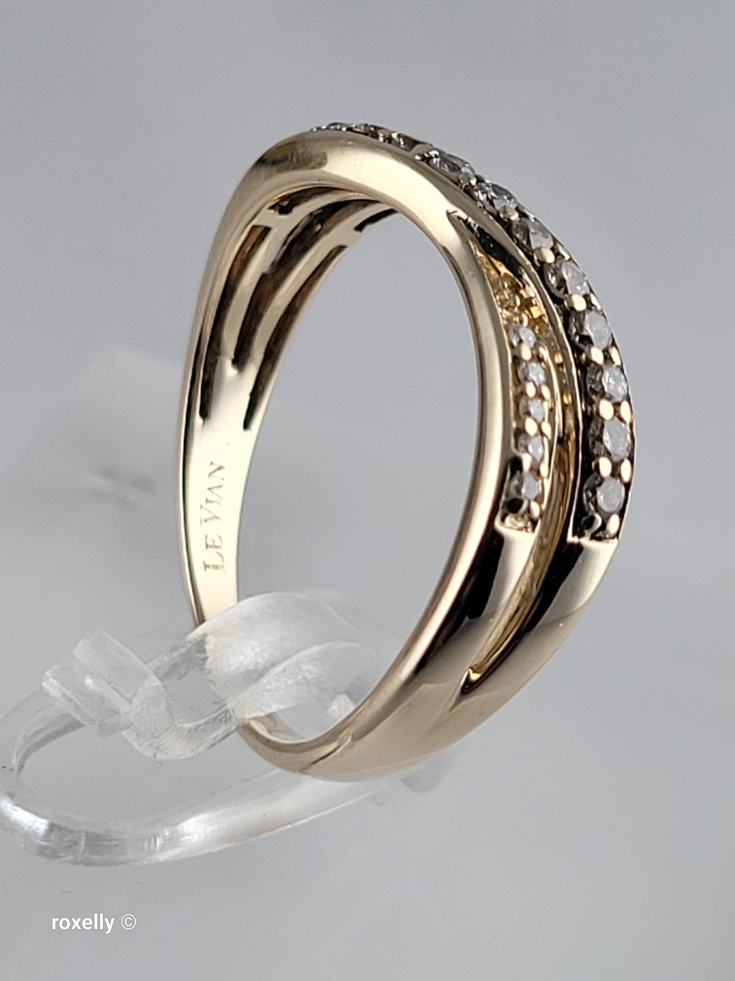 $2,000 14K Yellow Gold Genuine Chocolate and Vanilla Diamonds Criss-Cross Le Vian Ring Size 7- Solid Gold!