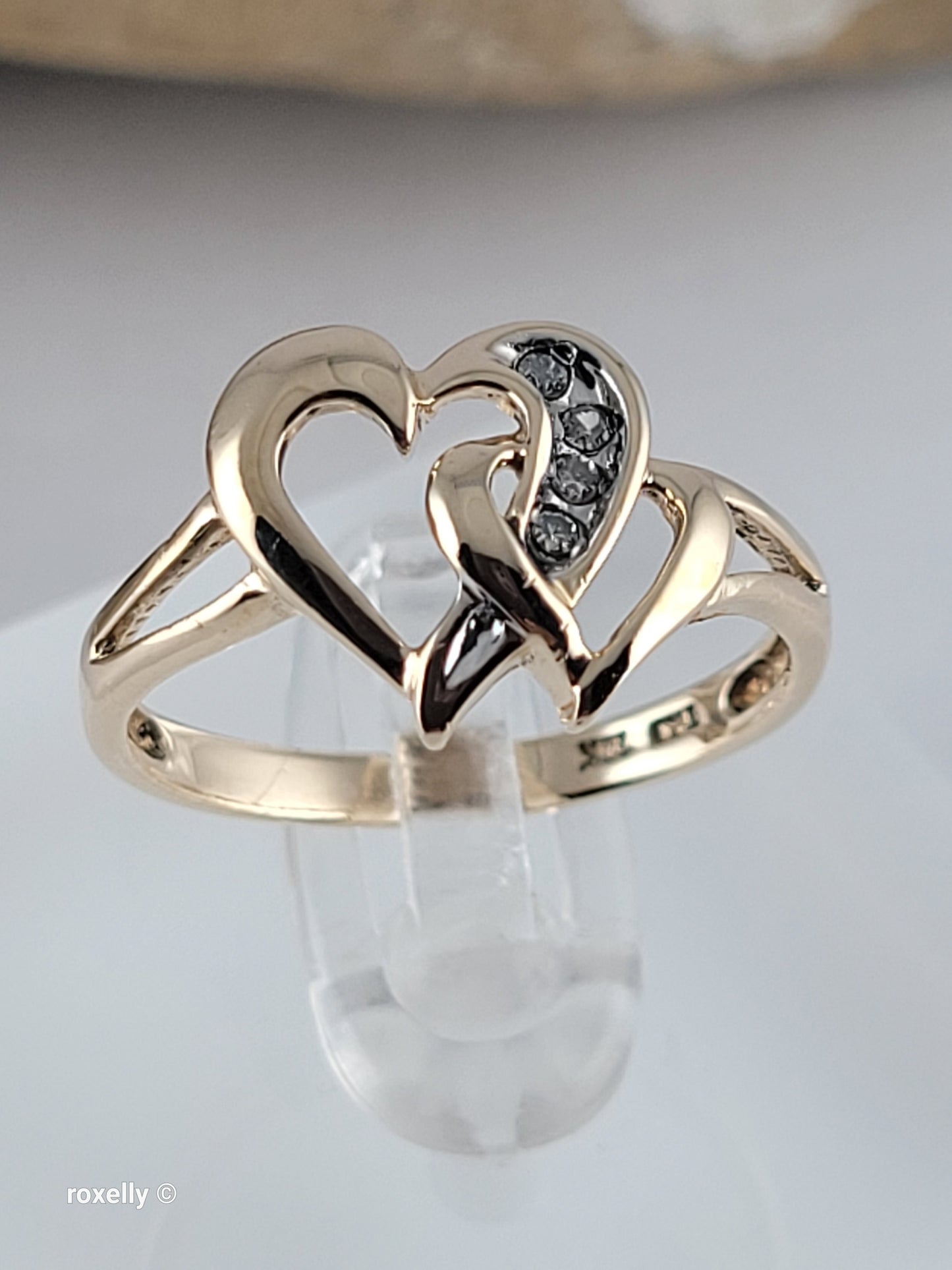10K Yellow Gold  Two intertwined hearts Diamonds  Ring Size 6.75, Solid Gold