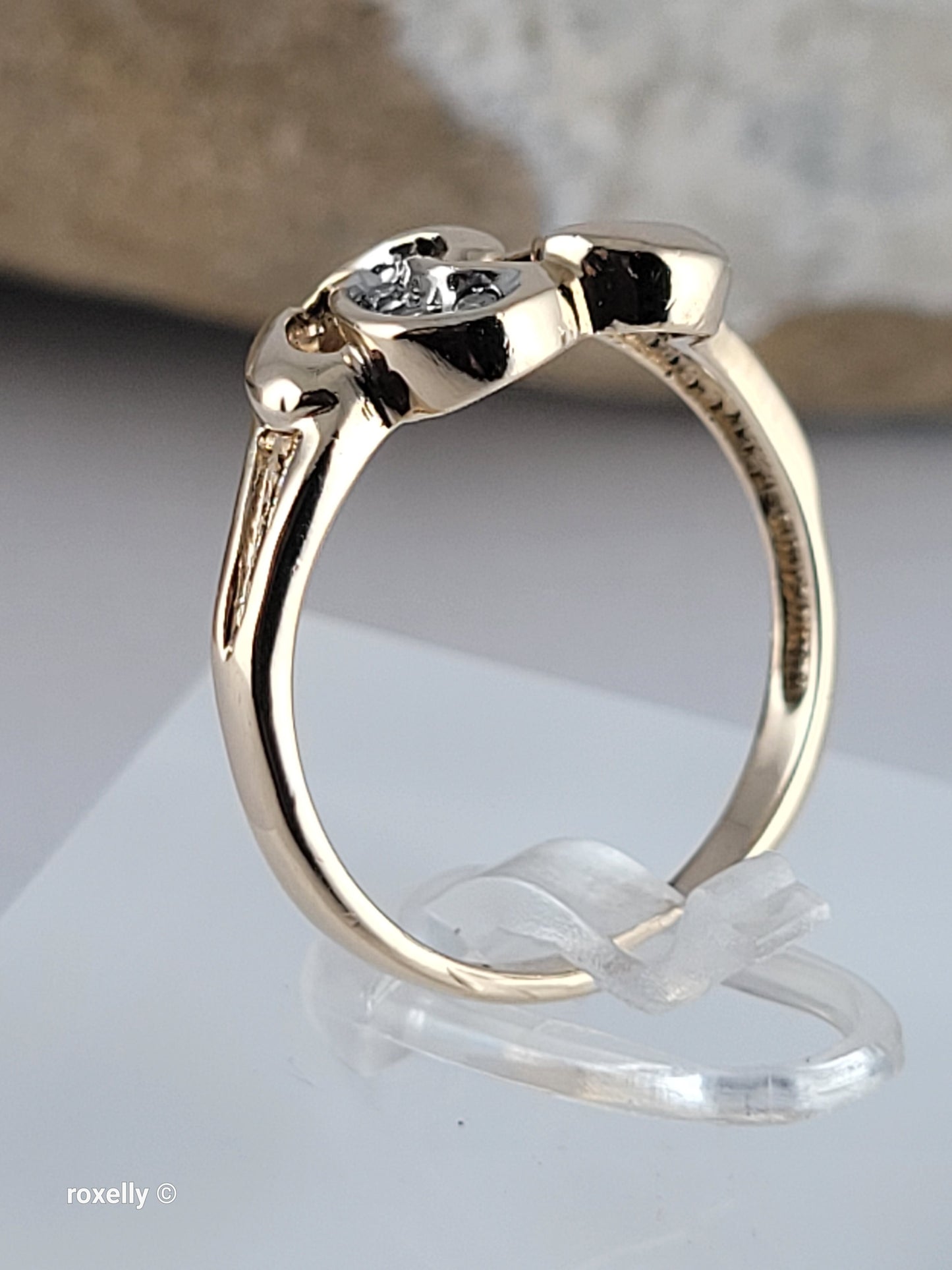 10K Yellow Gold  Two intertwined hearts Diamonds  Ring Size 6.75, Solid Gold