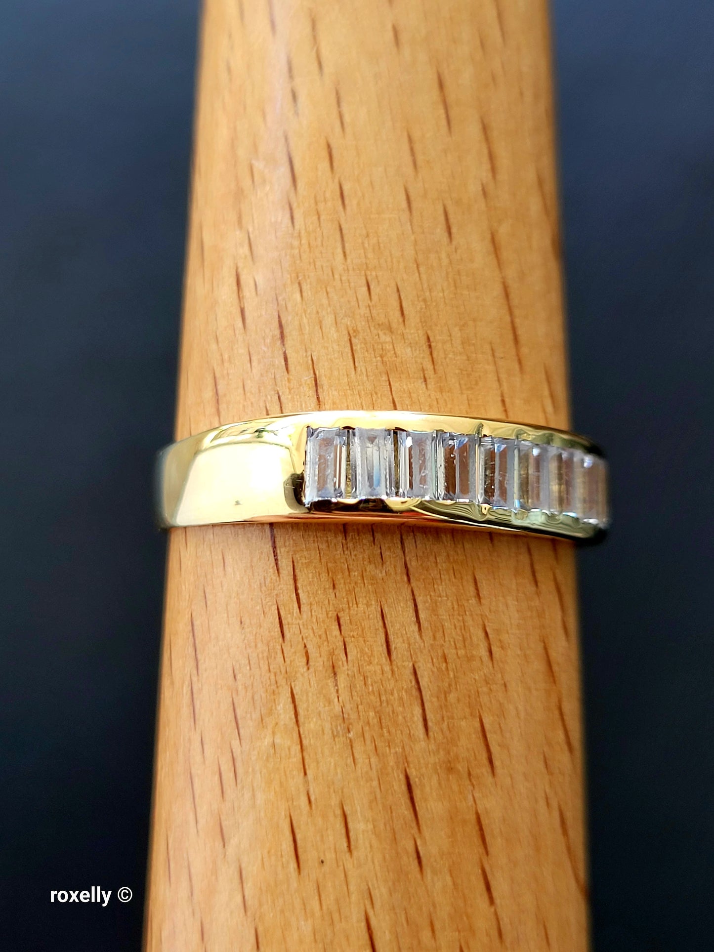 18K Solid Yellow Gold Cubic Zirconia Band Ring Size 11.5 Made in Italy