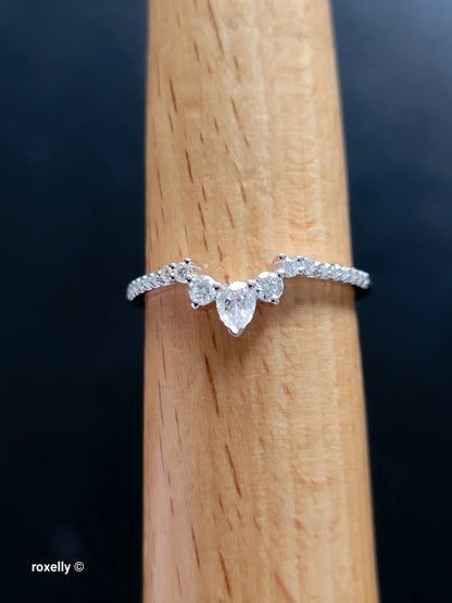 14K White Gold Genuine Diamonds Tiara Design Ring Size 8, Solid Gold