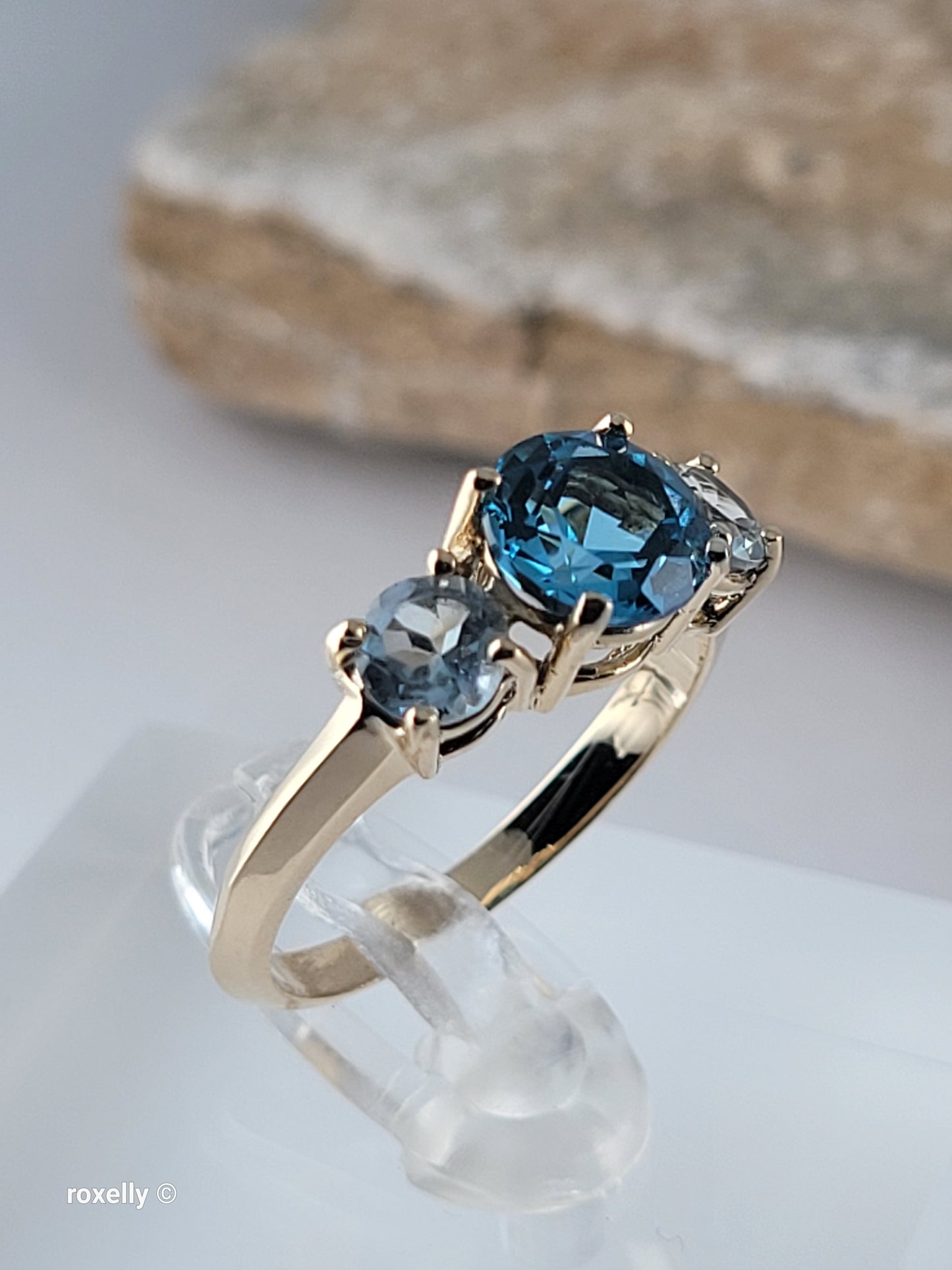 10K Yellow Gold Blue Topaz and Aquamarine Ring Size 6.5, Solid Gold