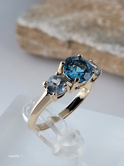 10K Yellow Gold Blue Topaz and Aquamarine Ring Size 6.5, Solid Gold