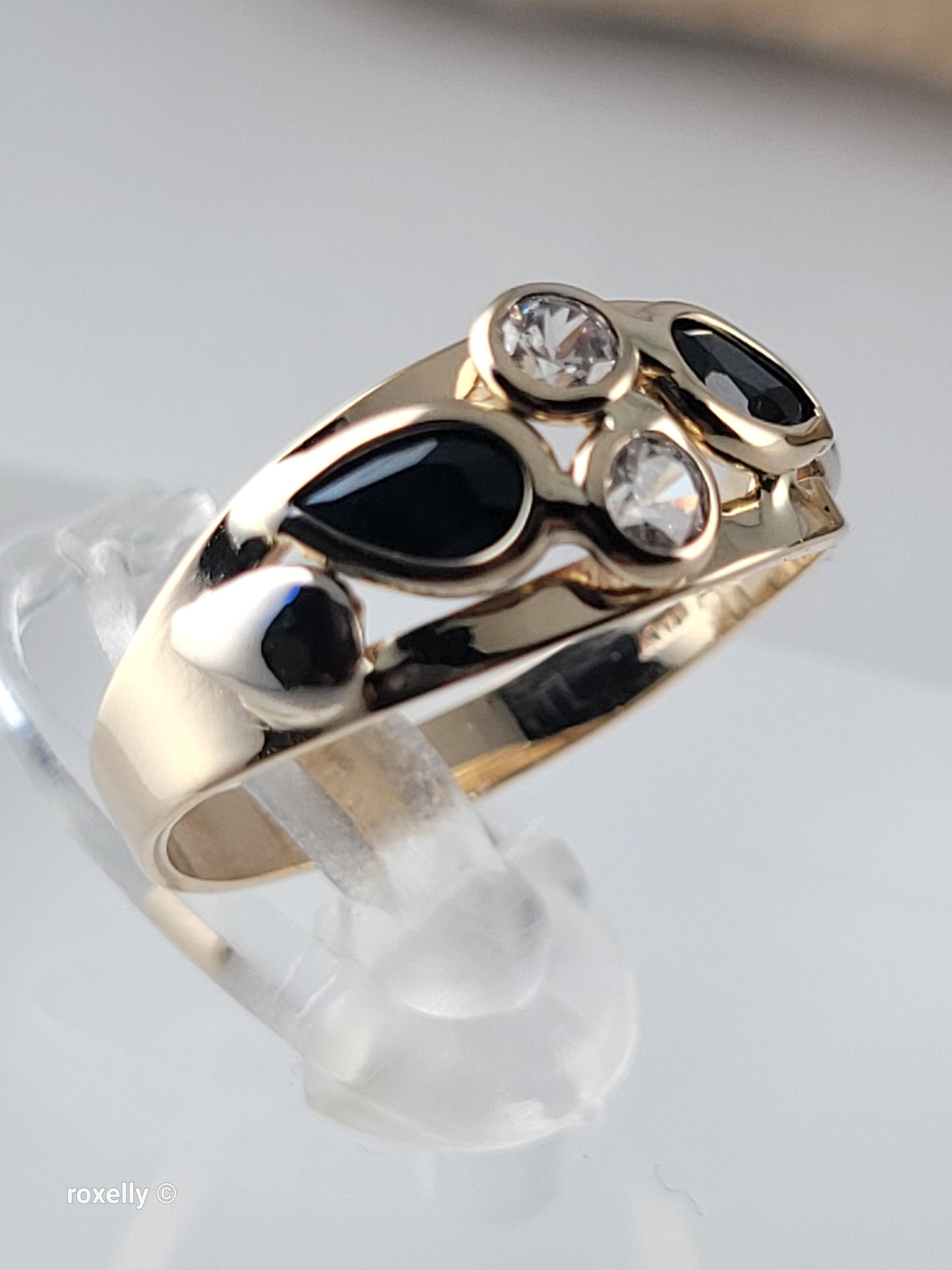 14K Yellow Gold Sapphires and CZ Ring Size 5, Solid Gold - Made in Italy