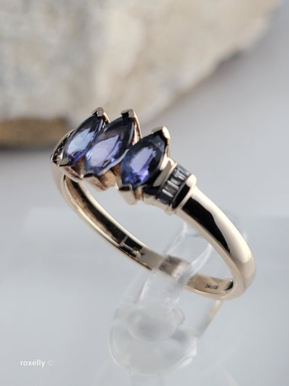 10K Yellow Gold Tanzanite and Diamonds Ring Size 8, Solid Gold!