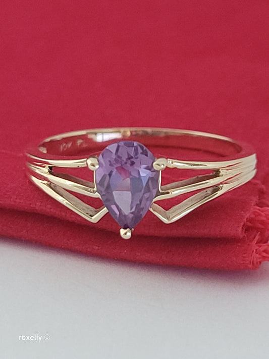 10K Yellow Gold Purple Sapphire Gemstone Ring Size 6.75, Solid gold