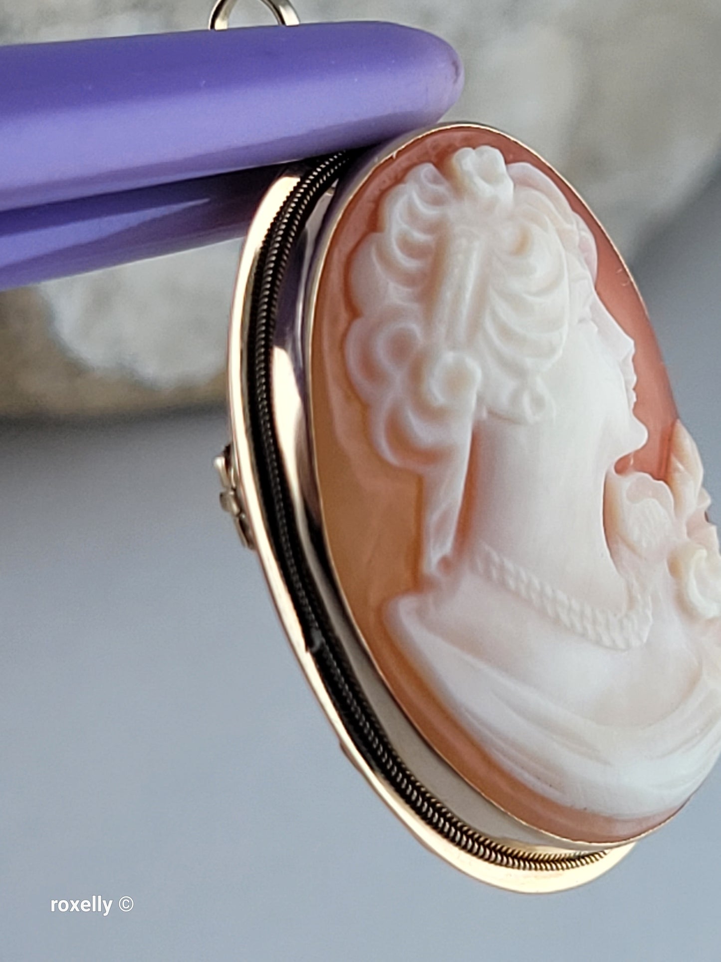Vintage 14K Gold Italian Cameo Brooch/Pendant – Classic Victorian Profile – Hand-Carved Shell