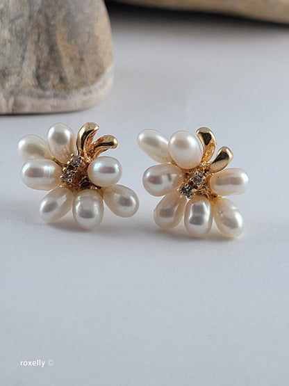 14K Yellow Gold Freshwater Pearl & Natural Diamond Floral Earrings – Like New