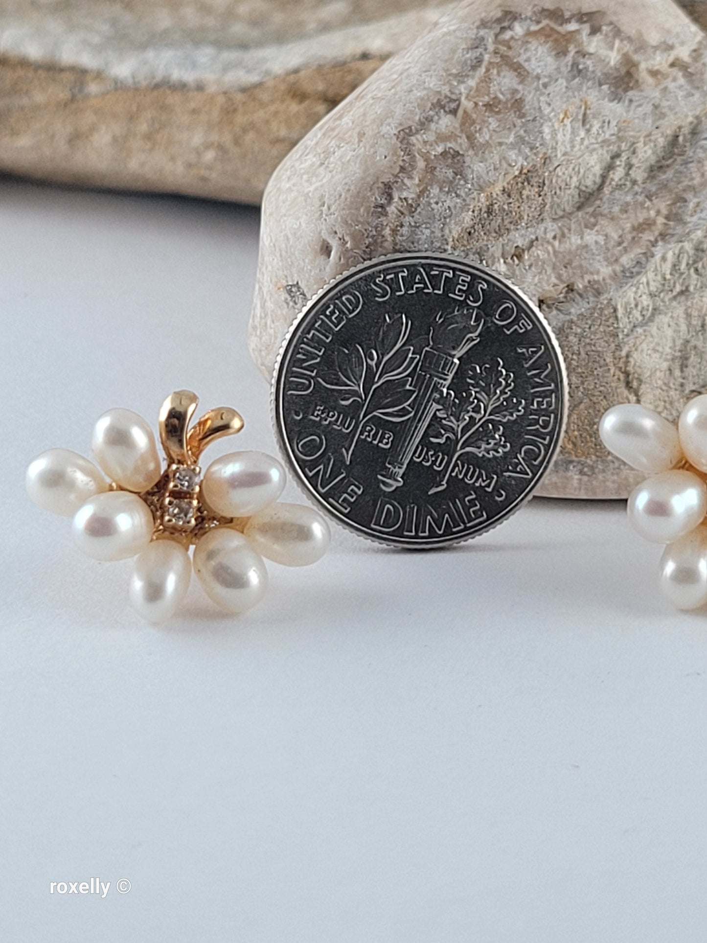 14K Yellow Gold Freshwater Pearl & Natural Diamond Floral Earrings – Like New