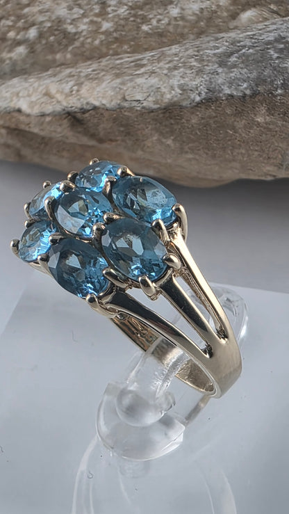 14K Yellow Gold Blue Topaz Cocktail Ring Size 6.5 - Solid Gold