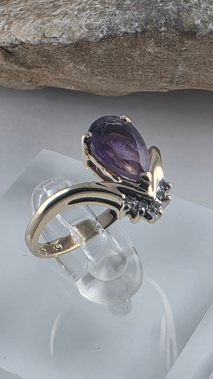 14K Yellow Gold Amethyst and Diamonds Ring Size 6.25 - Solid Gold!
