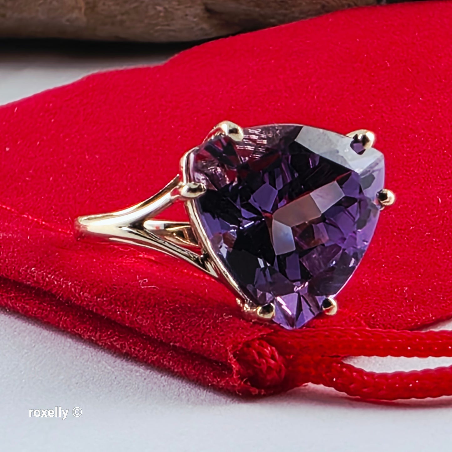 10K Yellow Gold Amethyst Cocktail Ring Size 6, Solid Gold!