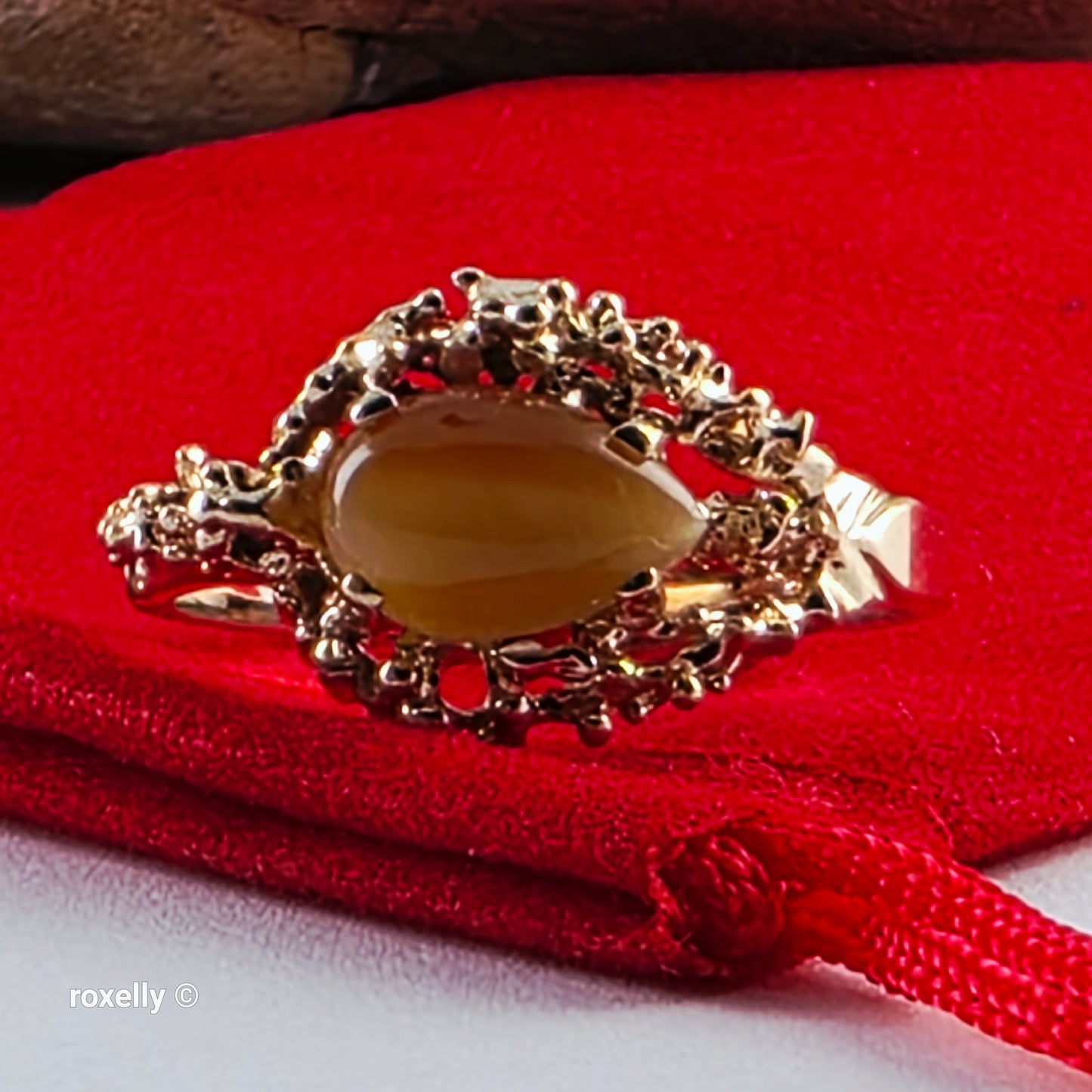 14K Yellow Gold Tiger Eye Cocktail Ring Size 8.25, Solid Gold!