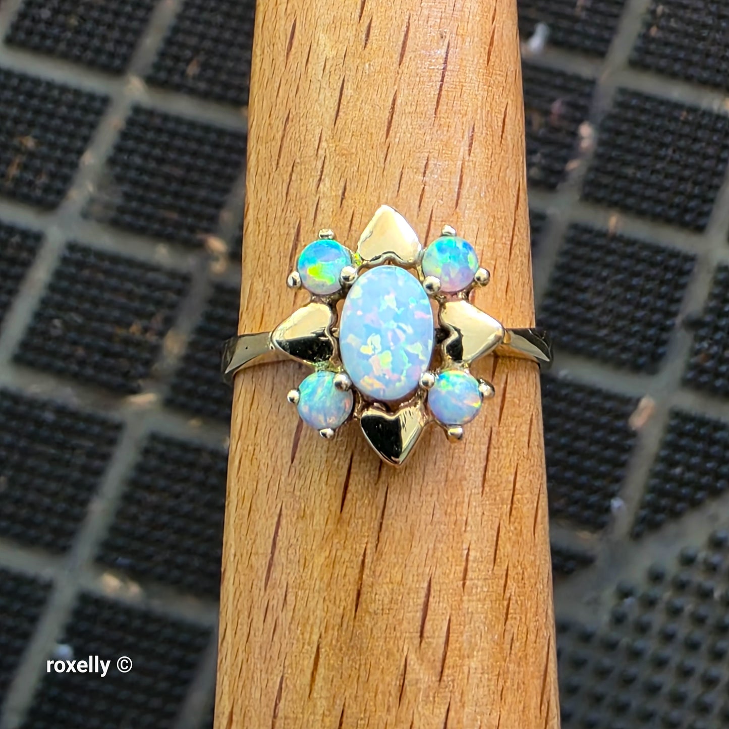 14K Yellow Gold Flower-Shaped Opal Ring Size 8, Solid Gold