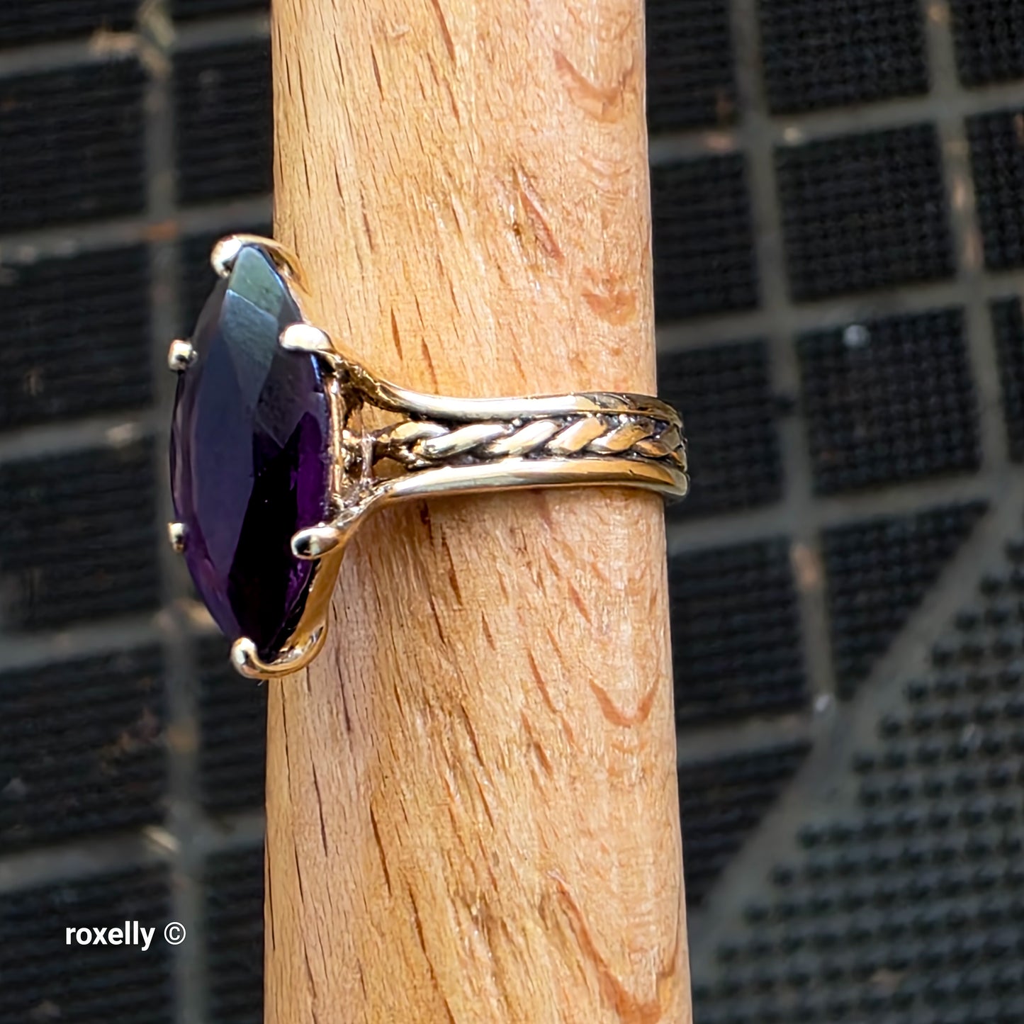 Vintage 14K Yellow Gold Purple Amethyst Pinky Ring Size 3.25 - Solid Gold
