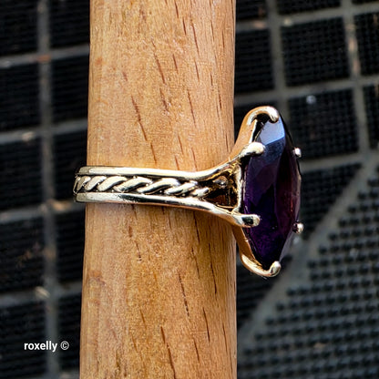 Vintage 14K Yellow Gold Purple Amethyst Pinky Ring Size 3.25 - Solid Gold