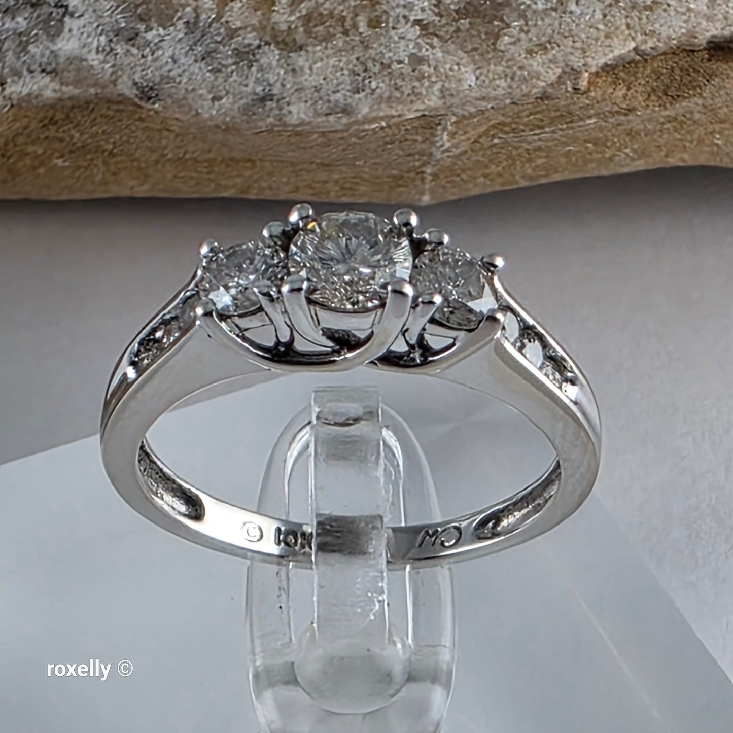 10K White Gold Genuine Diamonds Band Ring Size 7.75 - Solid Gold