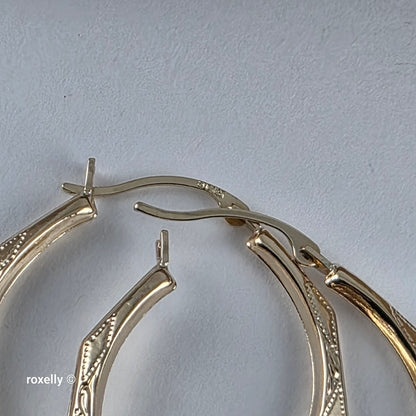 14K Yellow Gold Diamond-Cut Hoop Earrings, Solid Gold!