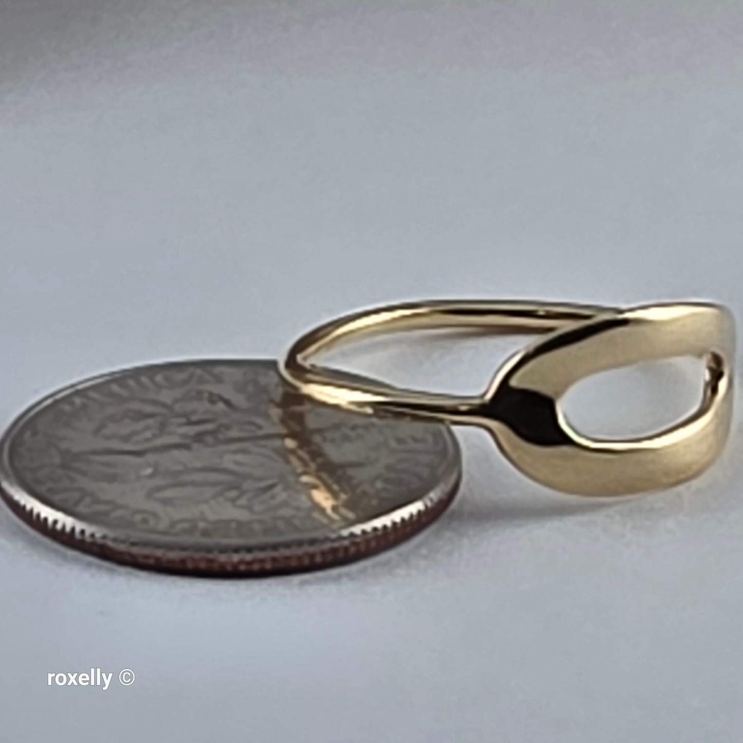 IPPOLITA 18k Solid Gold Modern Minimalist Lightweight Ring – Size 4.75