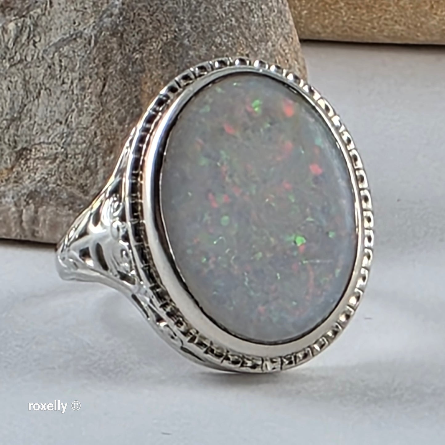 Vintage 14K White Gold Opal Art-Deco Ring Size 7.25 - Solid Gold