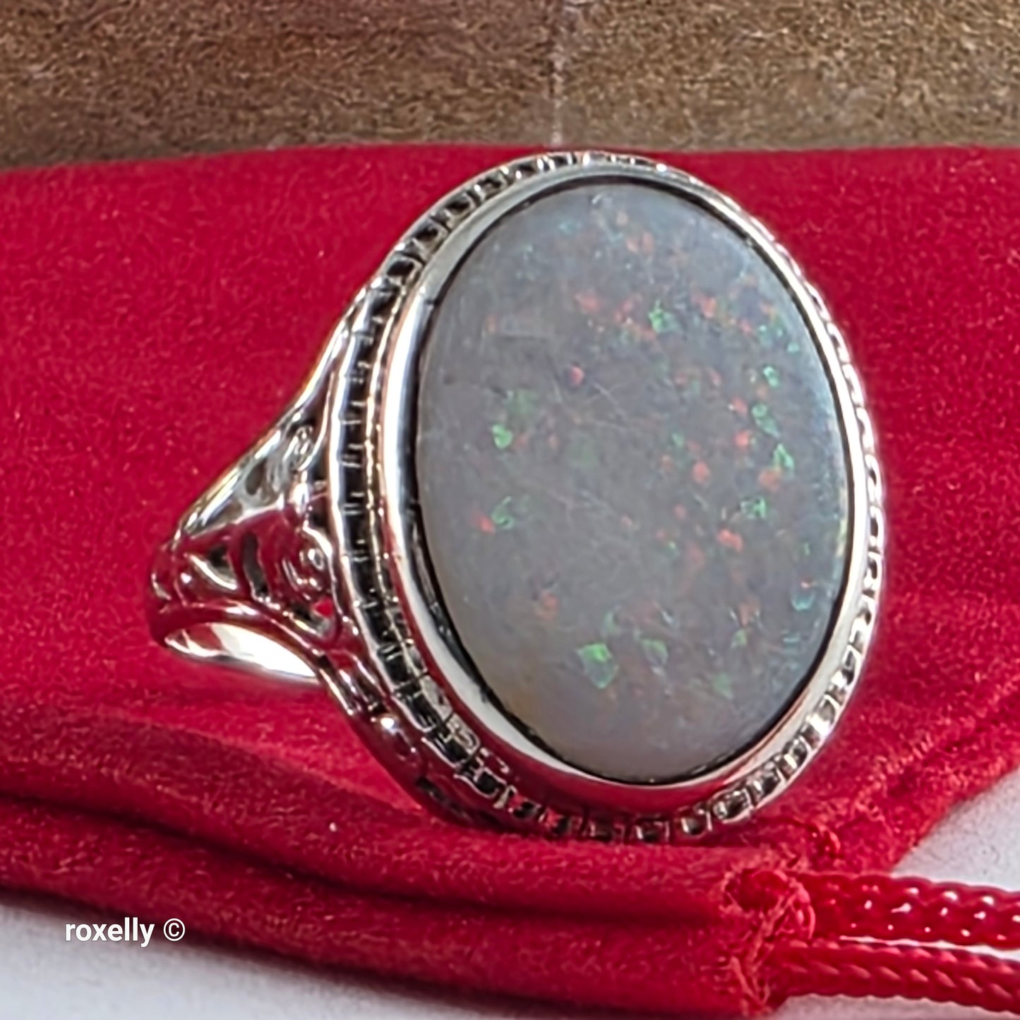 Vintage 14K White Gold Opal Art-Deco Ring Size 7.25 - Solid Gold