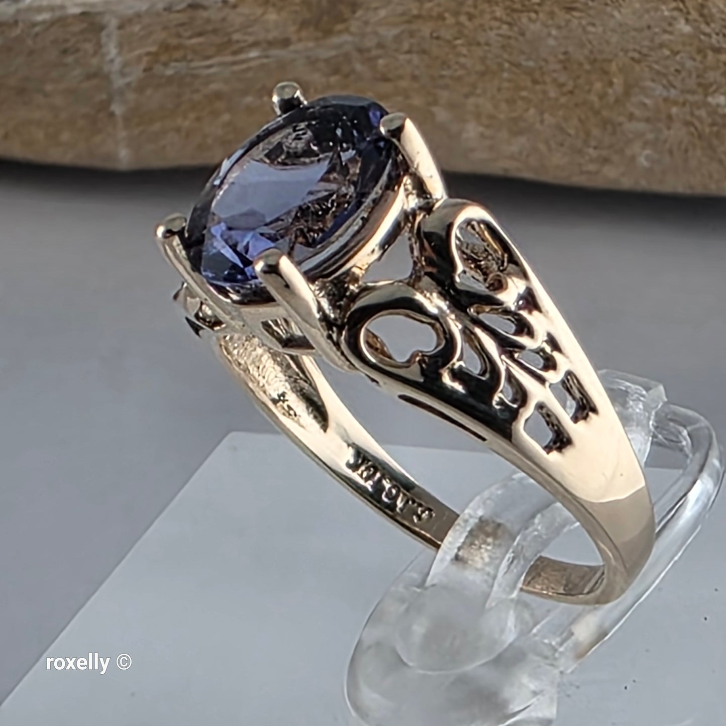 10K Yellow Gold Tanzanite Gemstone Cocktail Ring Size 6 - Solid Gold!
