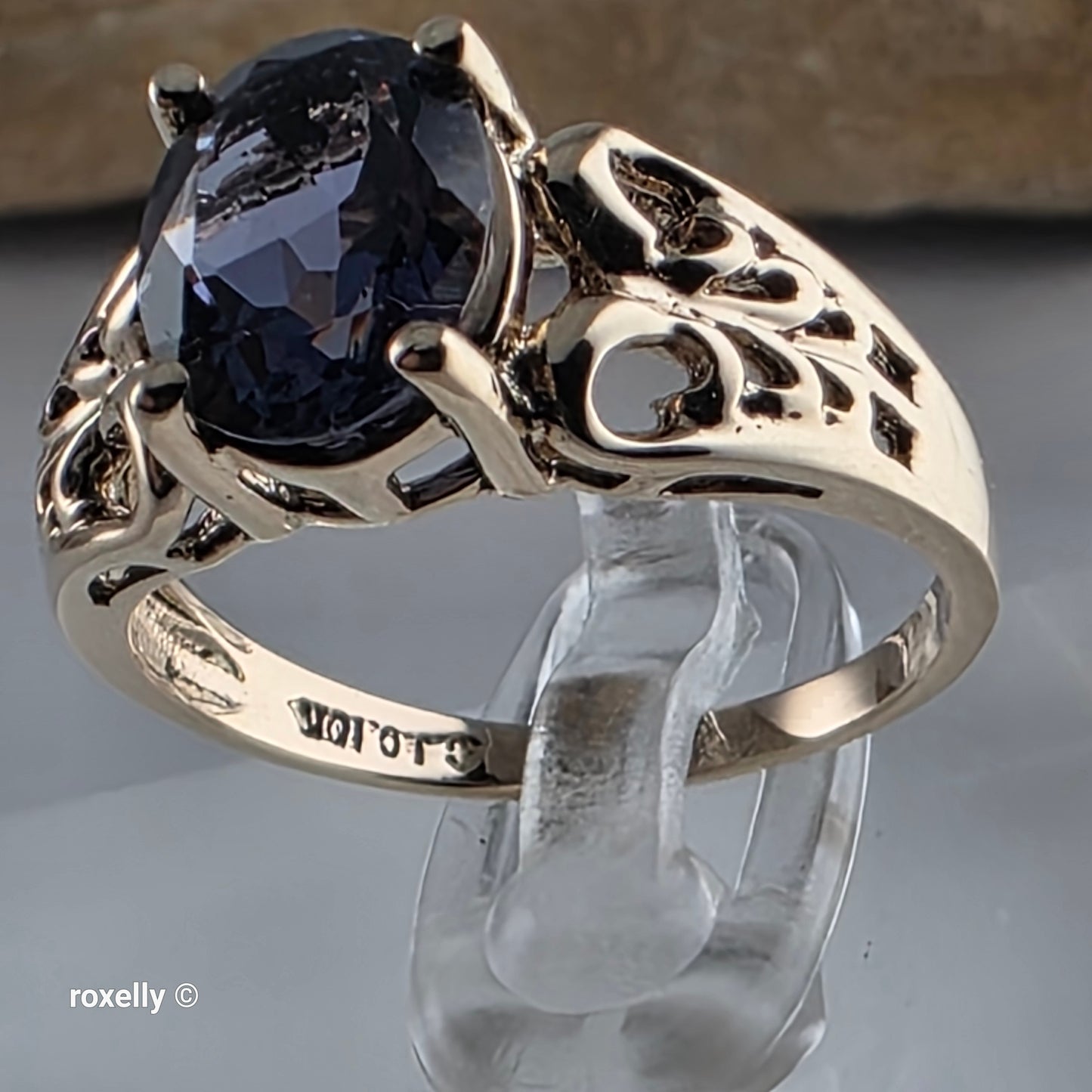 10K Yellow Gold Tanzanite Gemstone Cocktail Ring Size 6 - Solid Gold!