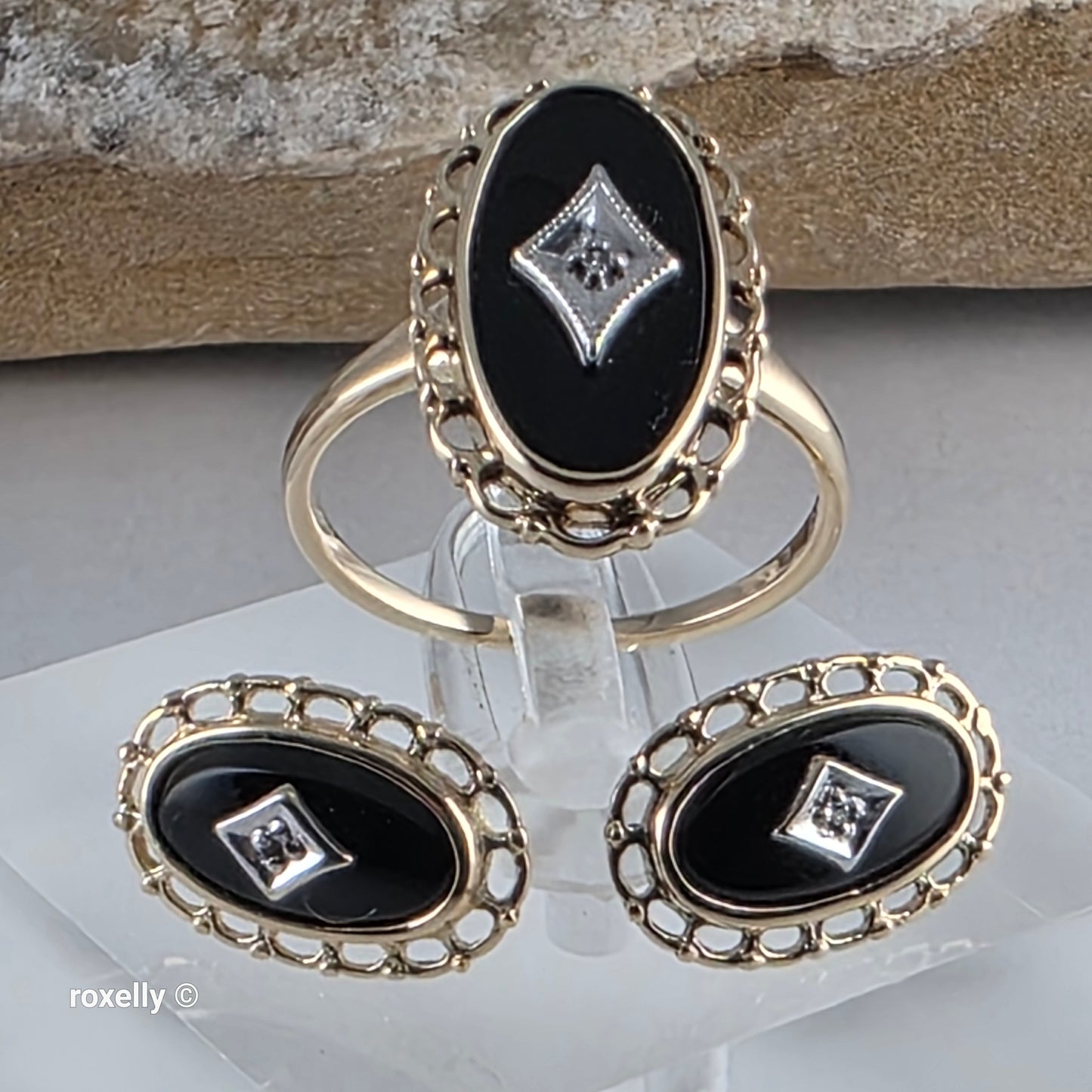 10K Yellow Gold Onyx and Diamond Art Deco Ring Size 7, and Earrings