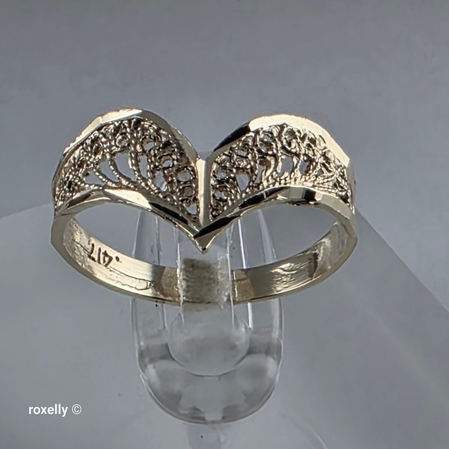 10K Yellow Gold Filigree Tiara Design Ring Size 5.75 - Solid Gold!